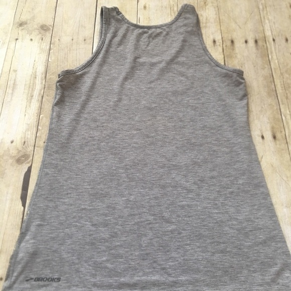 Brooks Active Tank Top - Picture 4 of 5